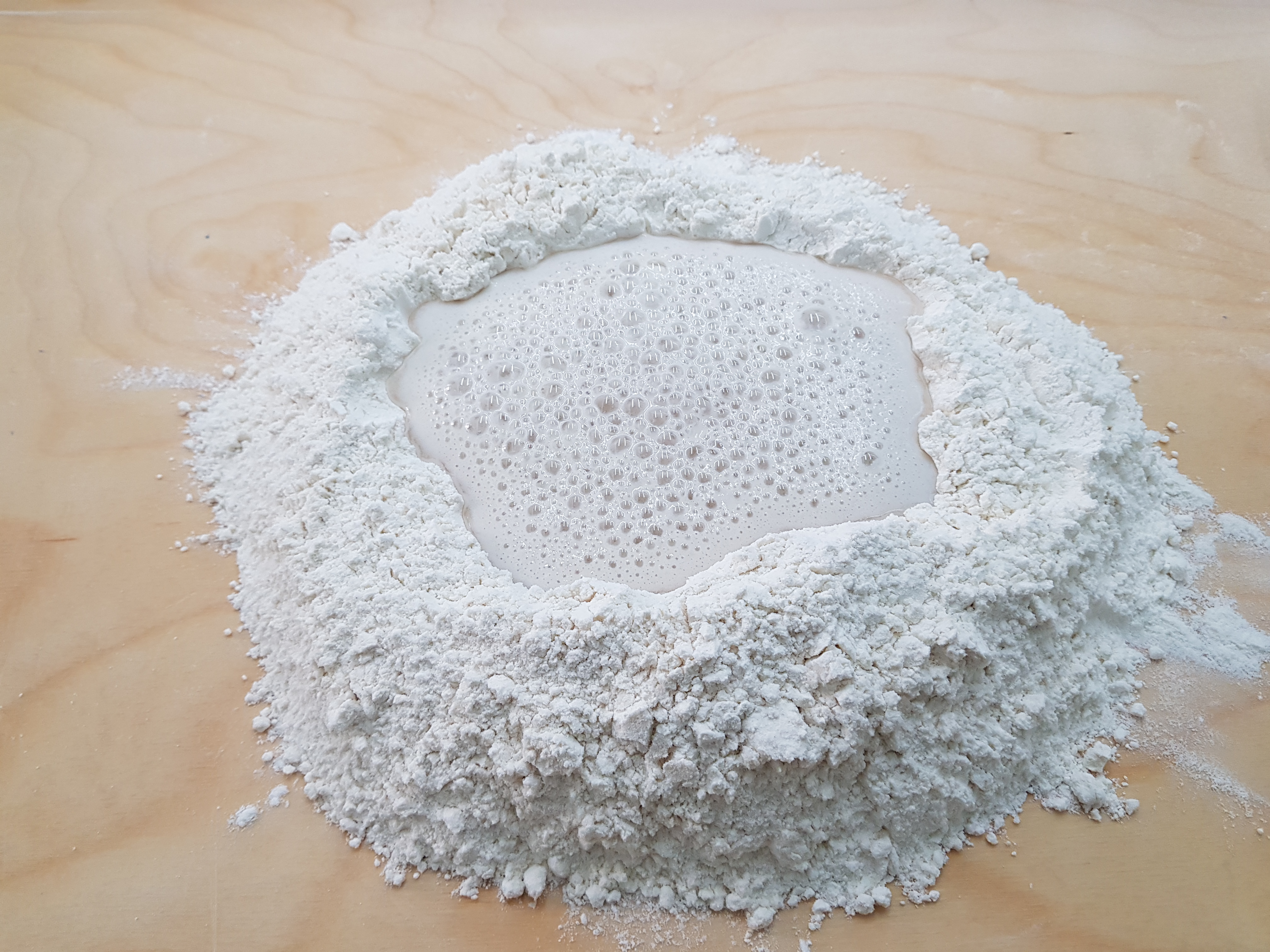 Bomboloni con farcia di fragole