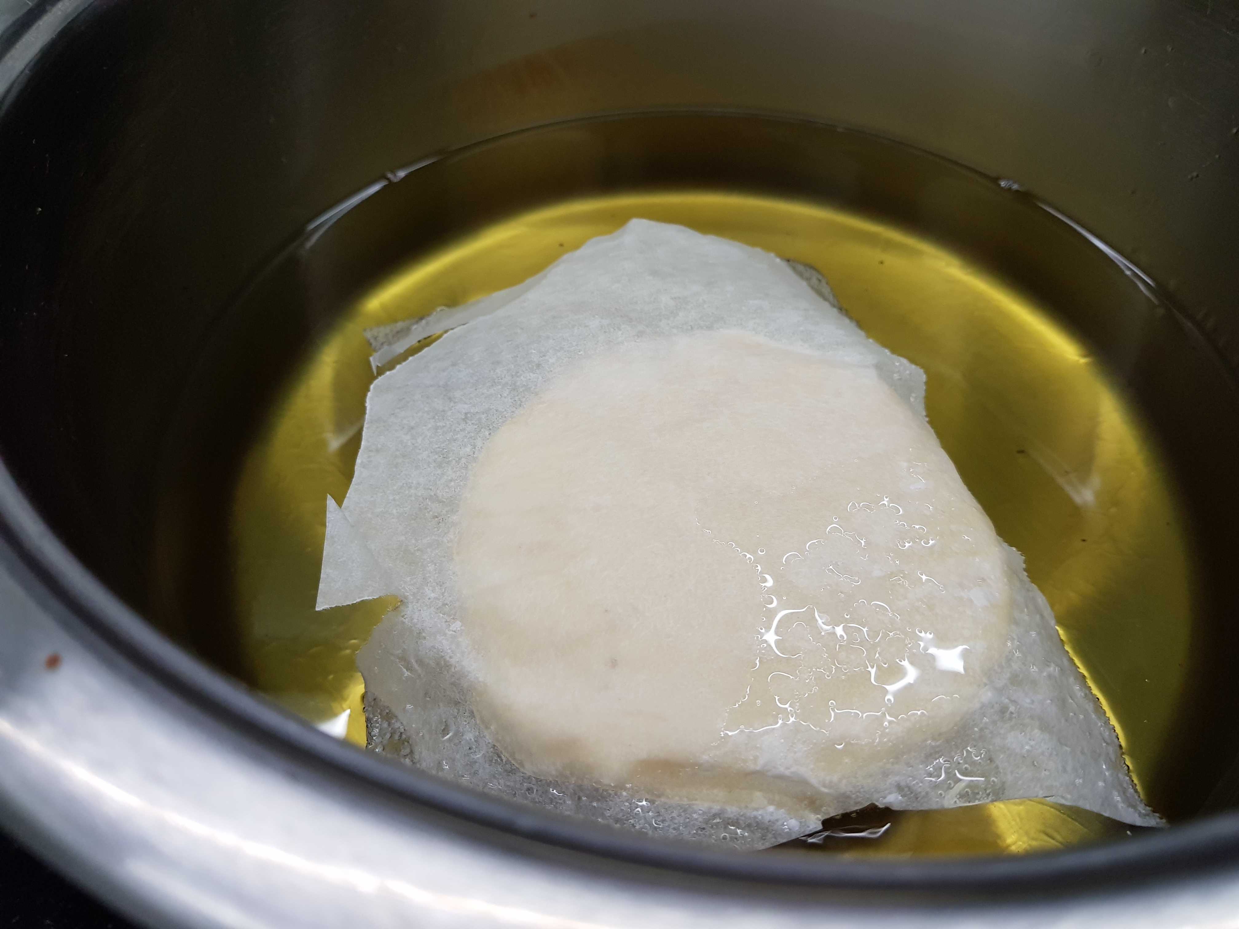 Bomboloni con farcia di fragole