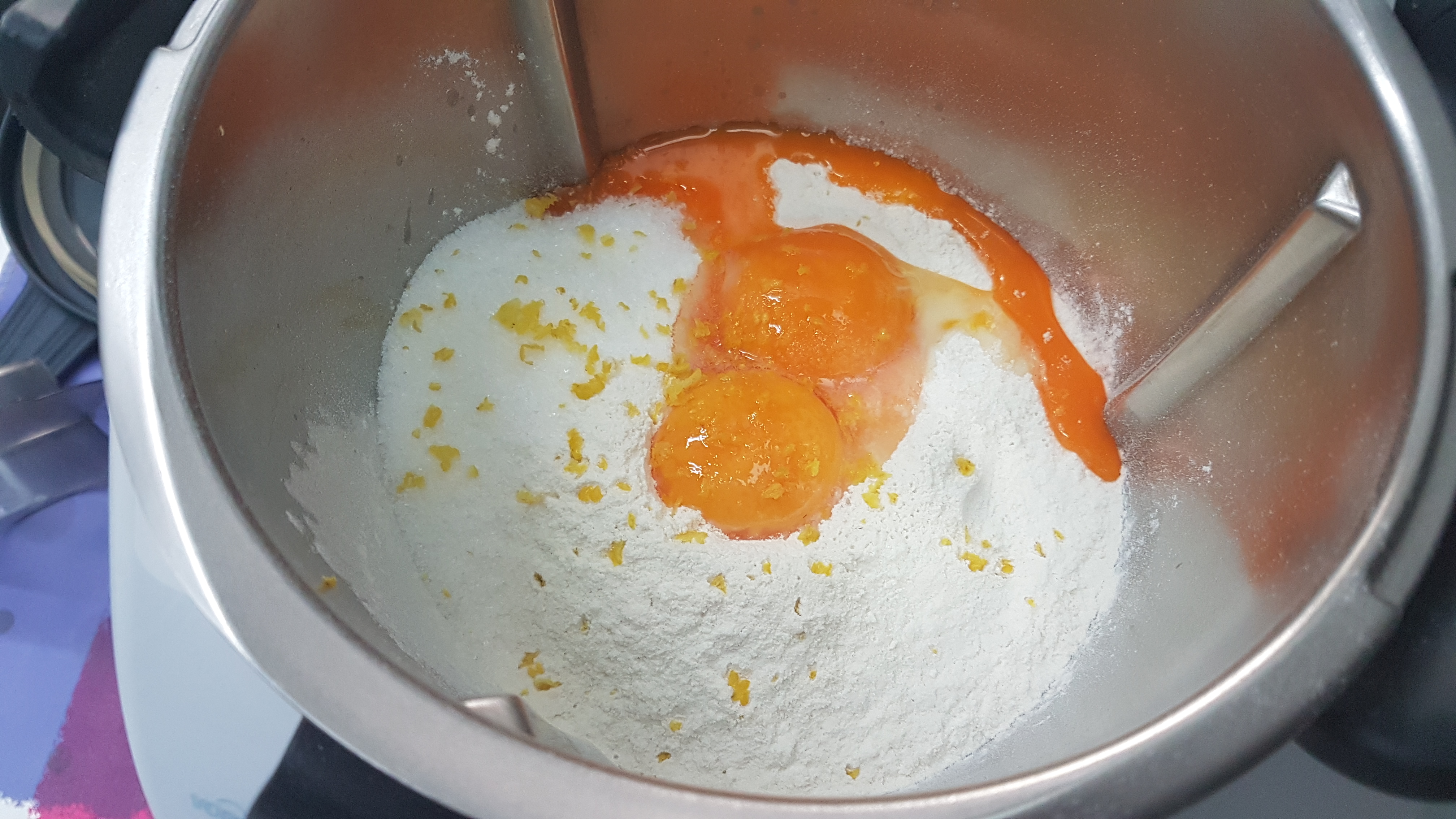 Bomboloni (krapfen) alla crema Bimby