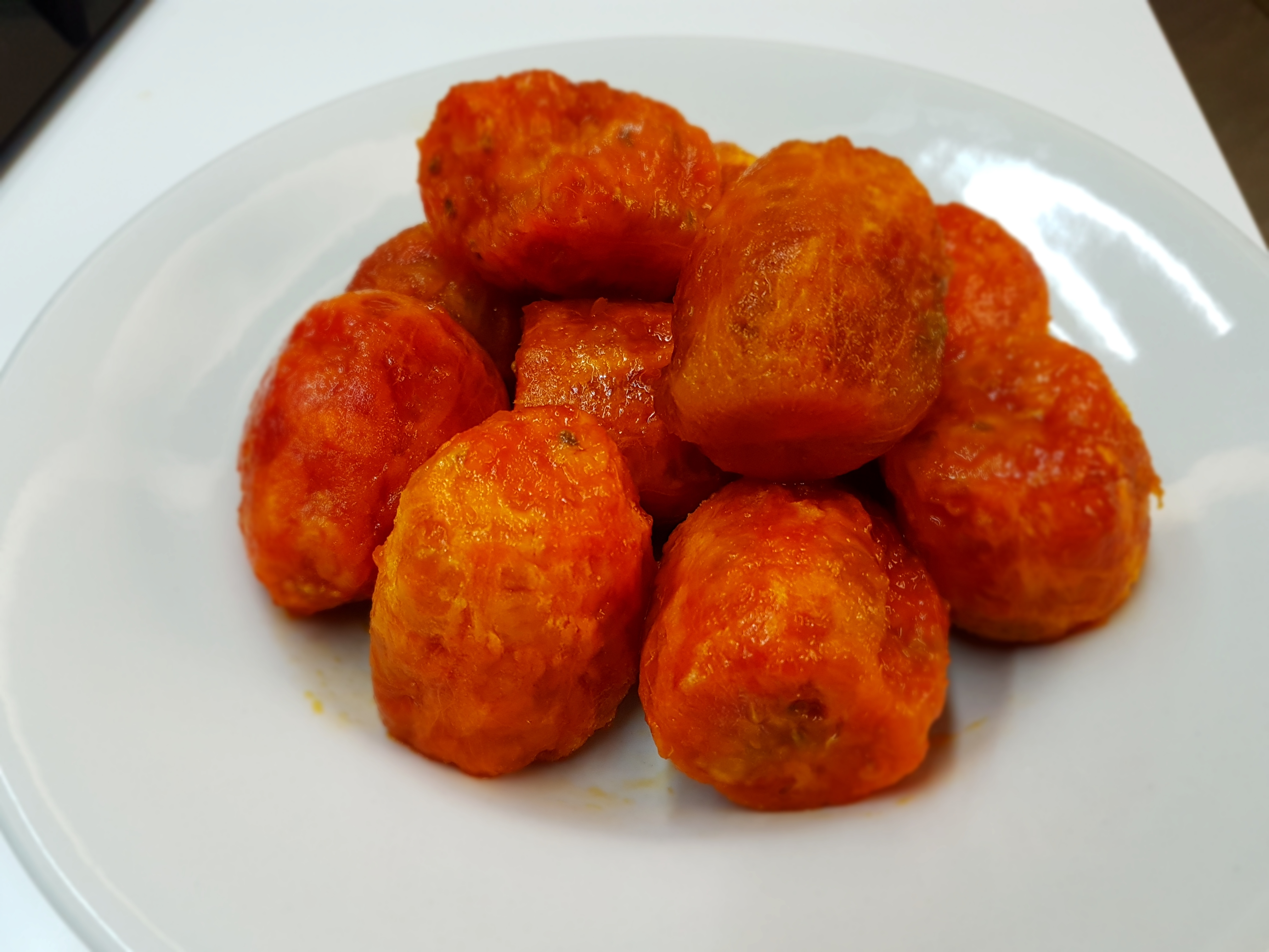 Bucatini allo scoglio con crema di fichi d'India