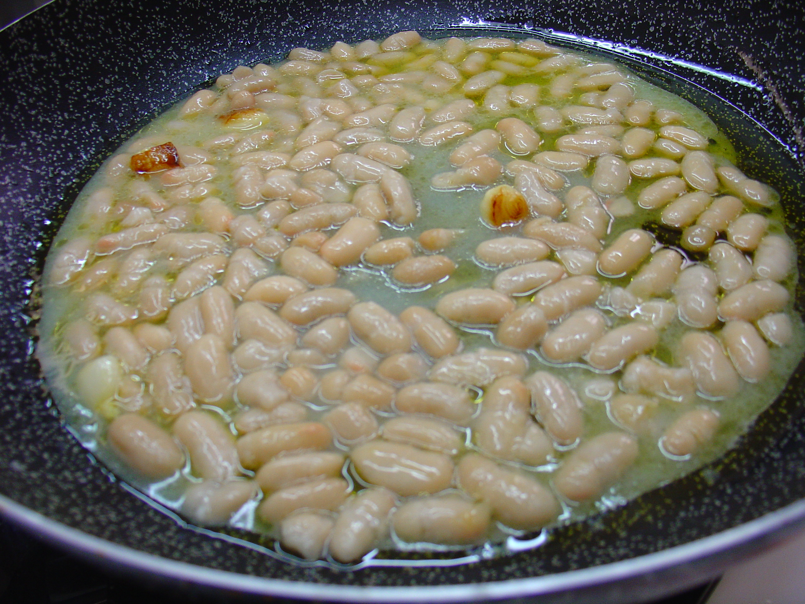 Cavatelli con fagiolata e mare.