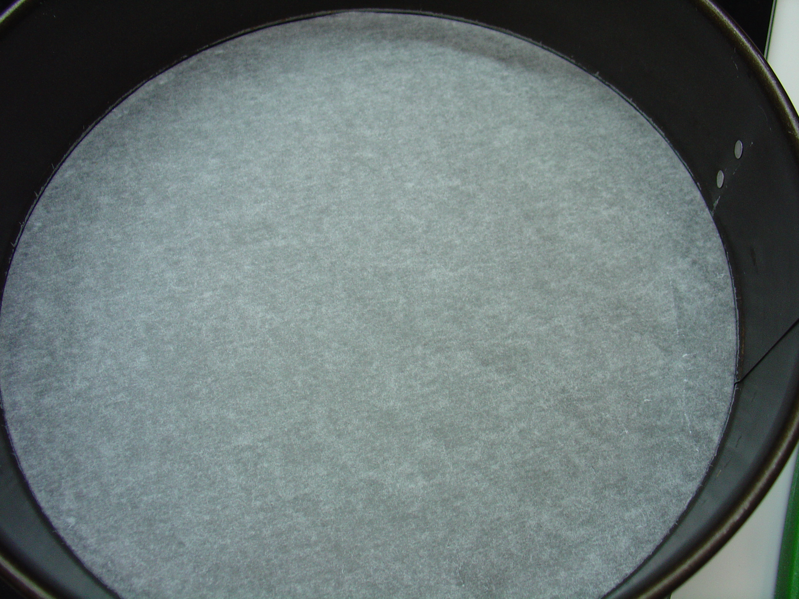 Cheesecake geleè al cioccolato con mousse di fragole e cuore di arancia