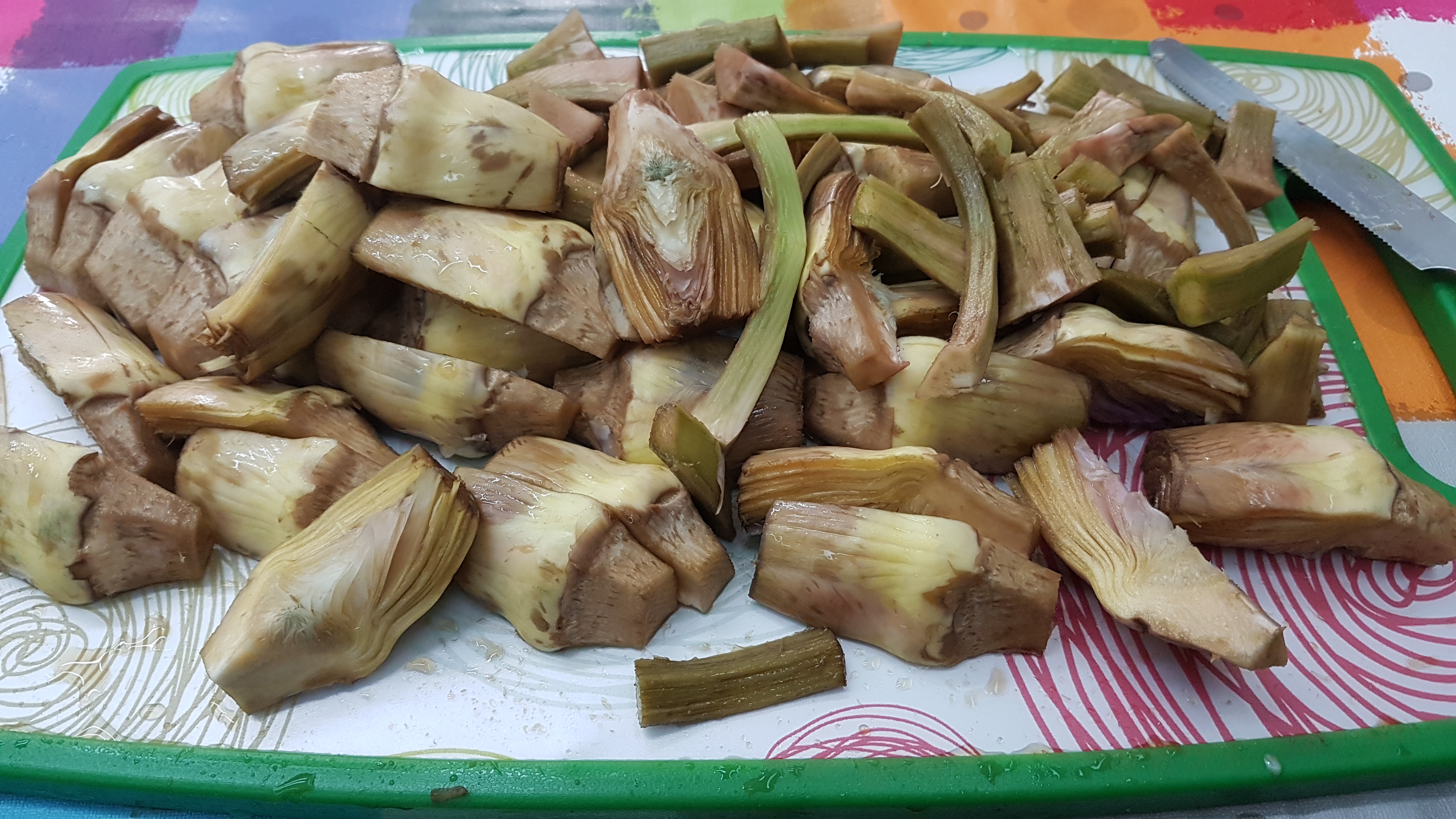 Coniglio al pomodoro con carciofi