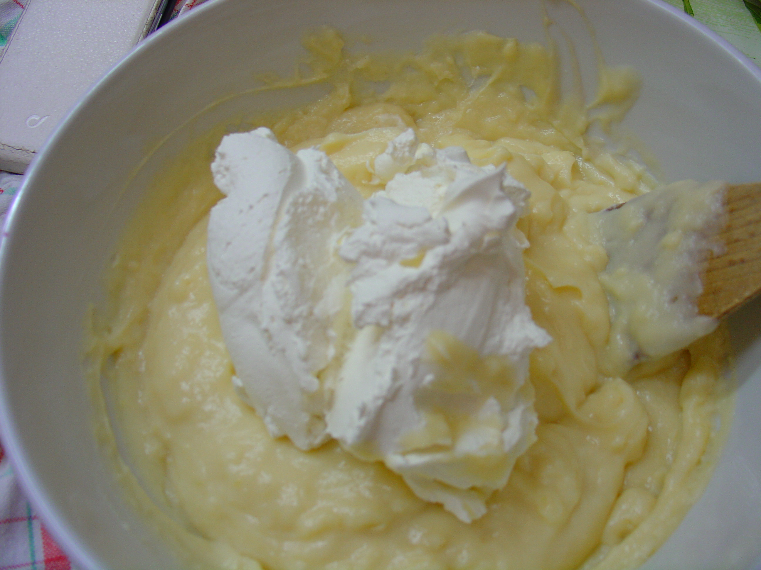 Crostata Mary Virgil con ciliege caramellate e crema diplomatica