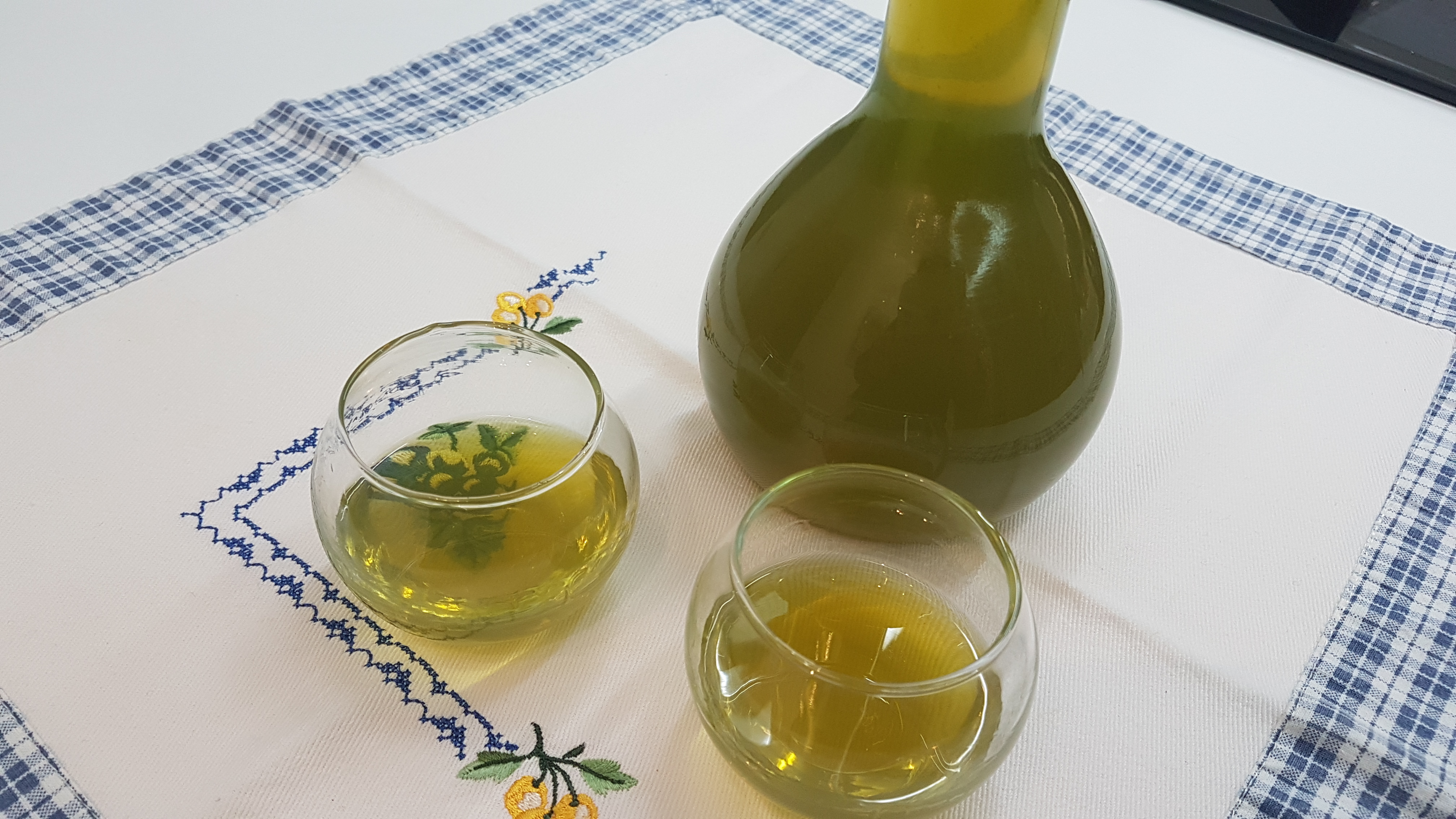 Elisir " ALUIV " liquore con estratto di foglie di ulivo