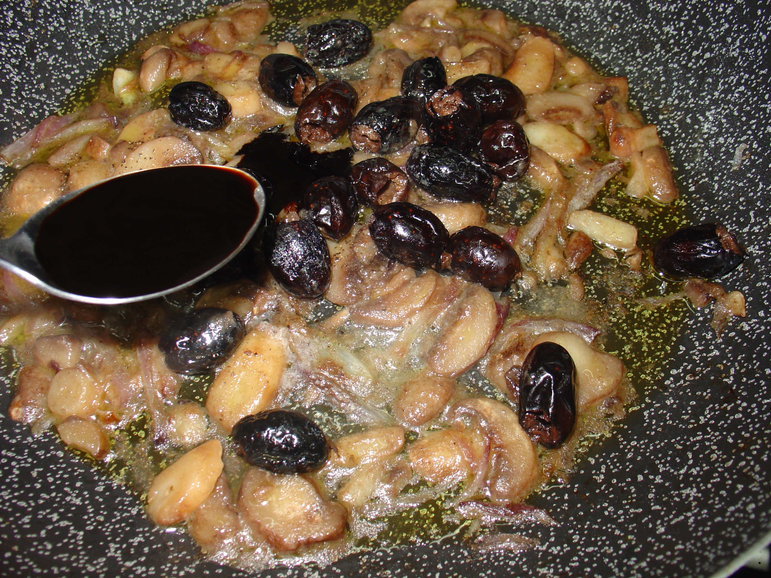 Fegato con funghi e aceto balsamico