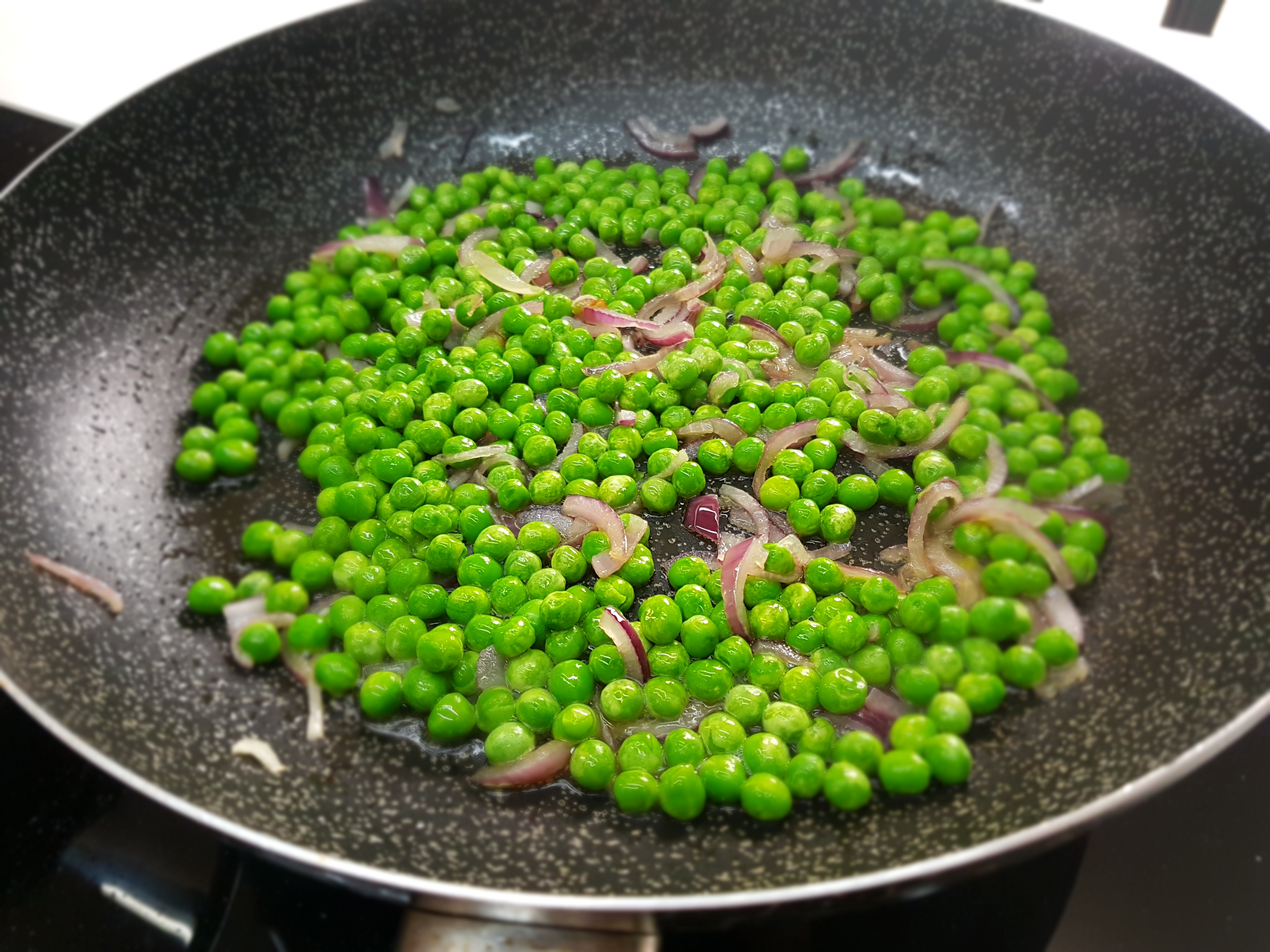 Fusilli armonia ( con cozze e piselli )