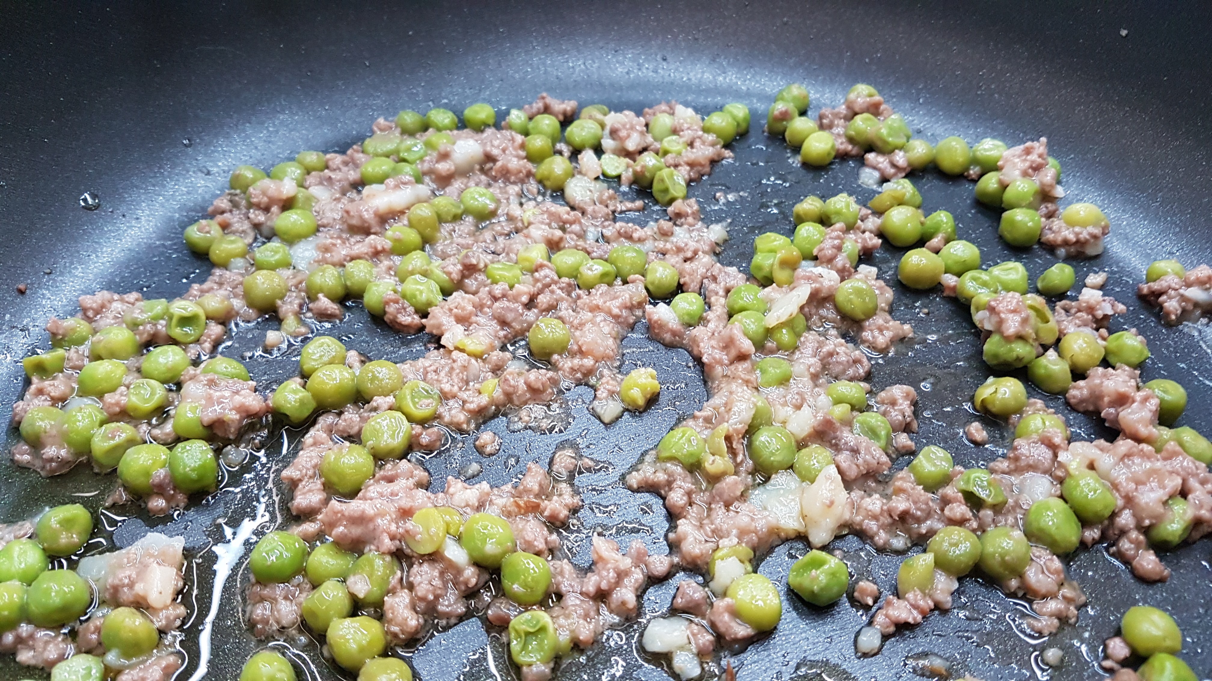 Gnocchi sardi alla burlesca ( by Annett )