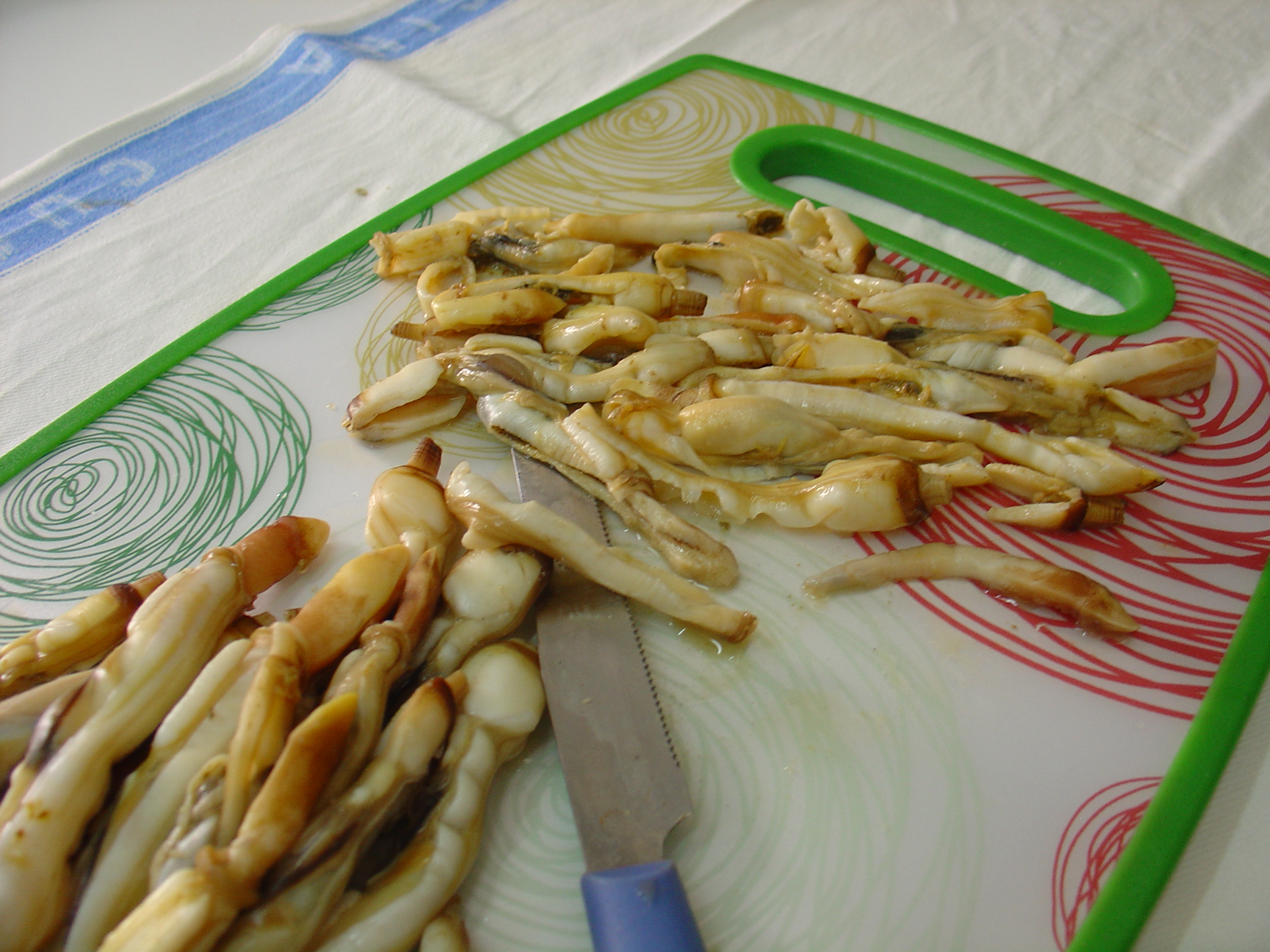 Linguine con ricci di mare e cannolicchi