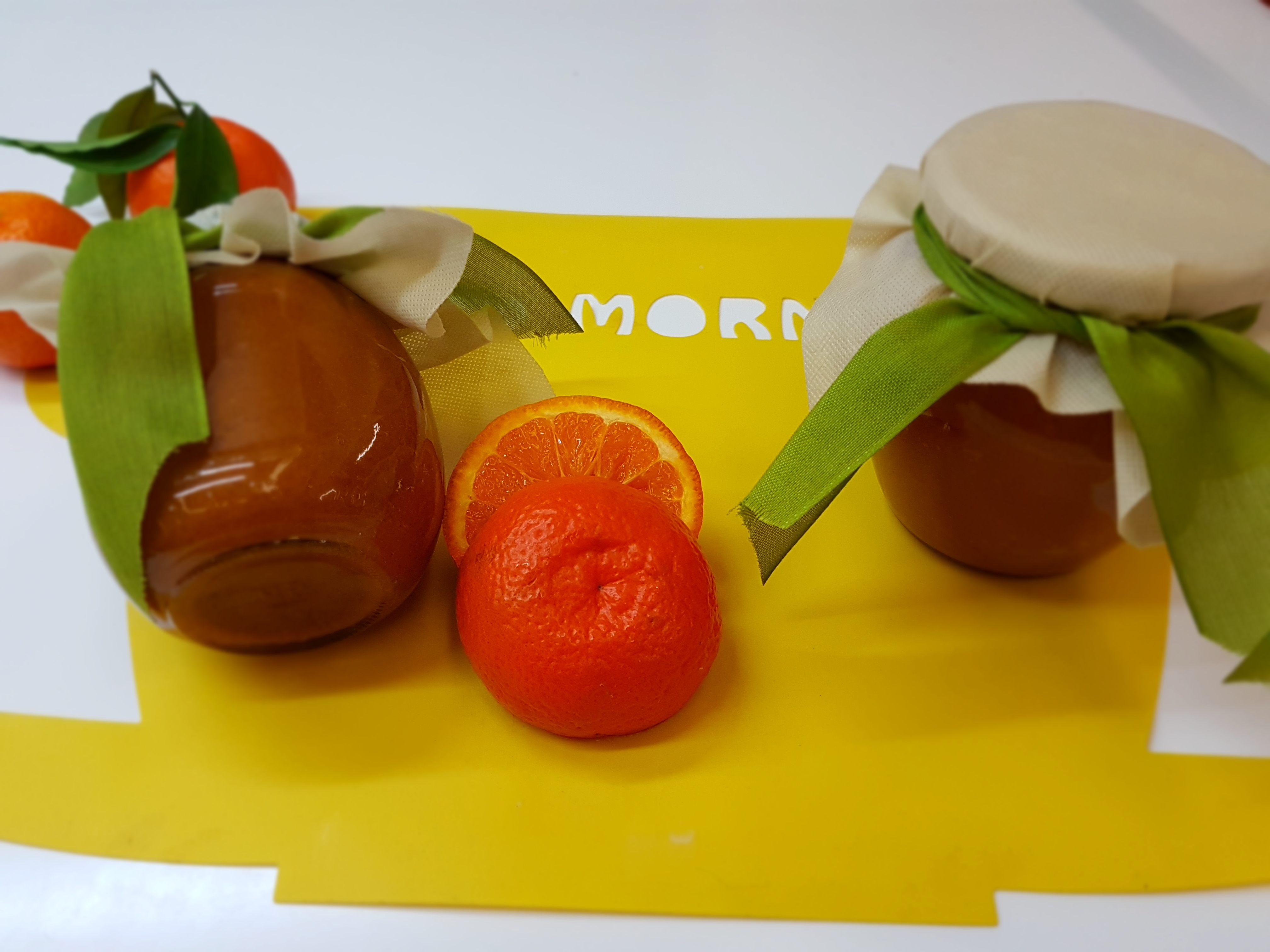 Marmellata di clementine con buccia