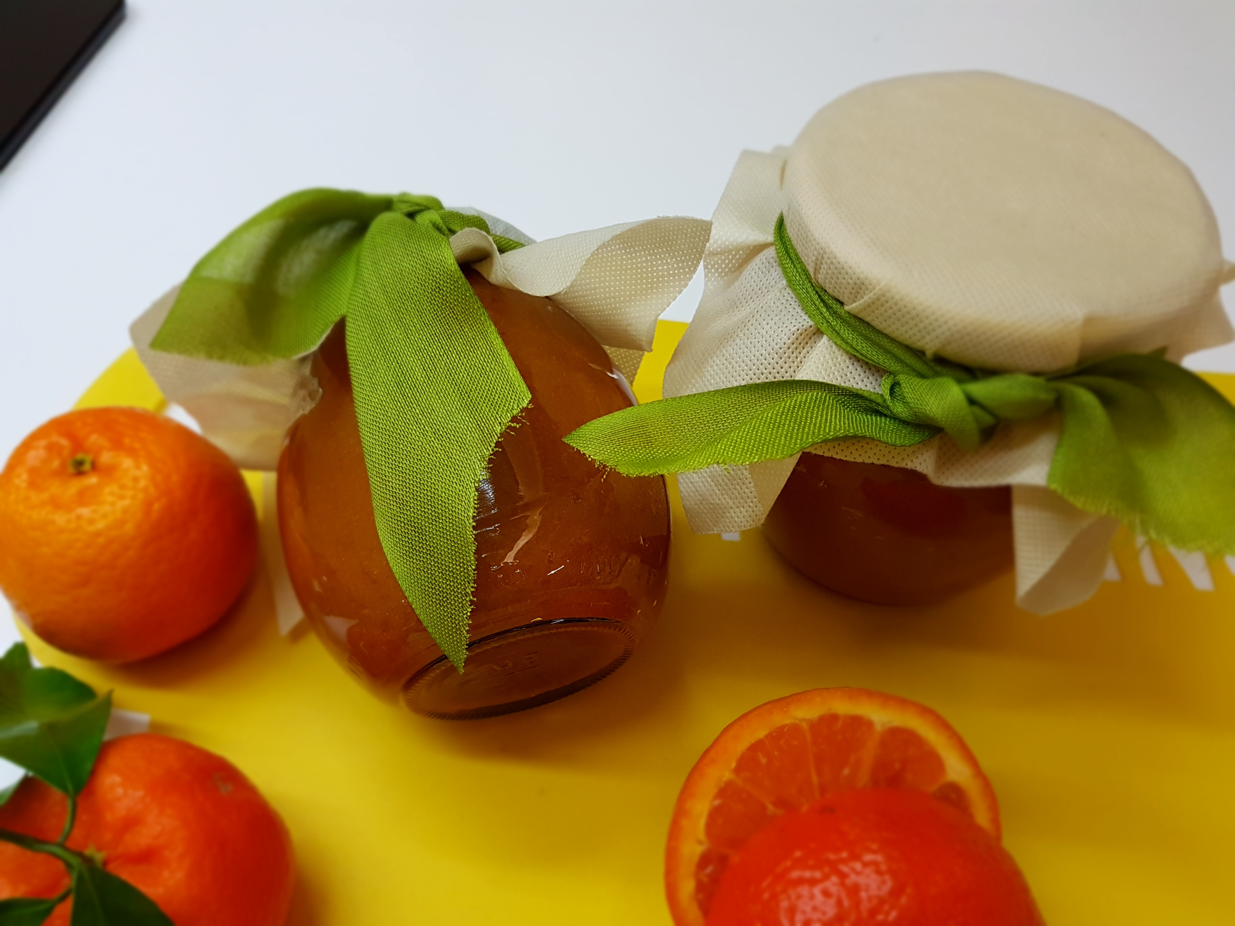 Marmellata di clementine con buccia