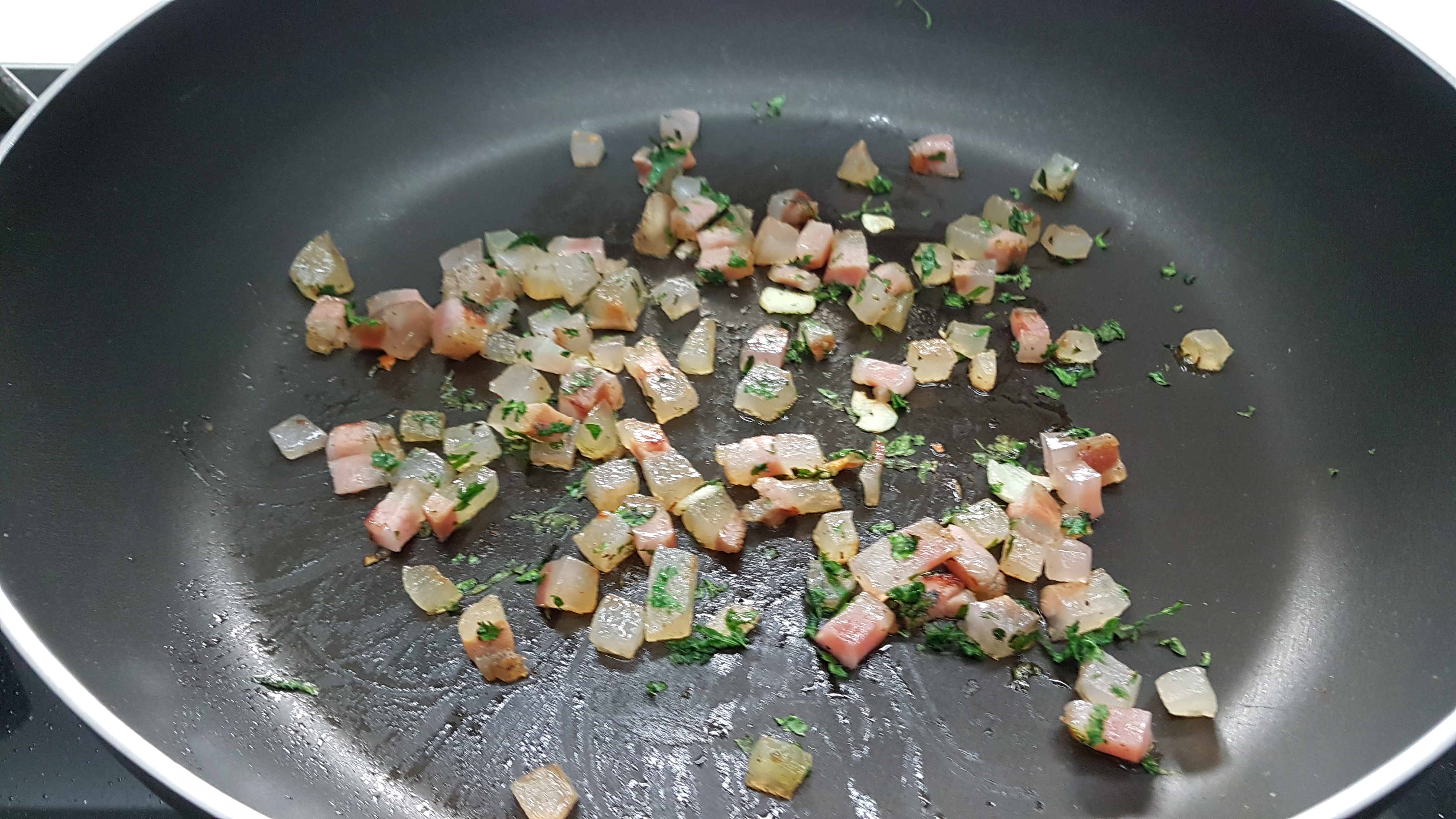 Mezzi paccheri ceci e lupini di mare