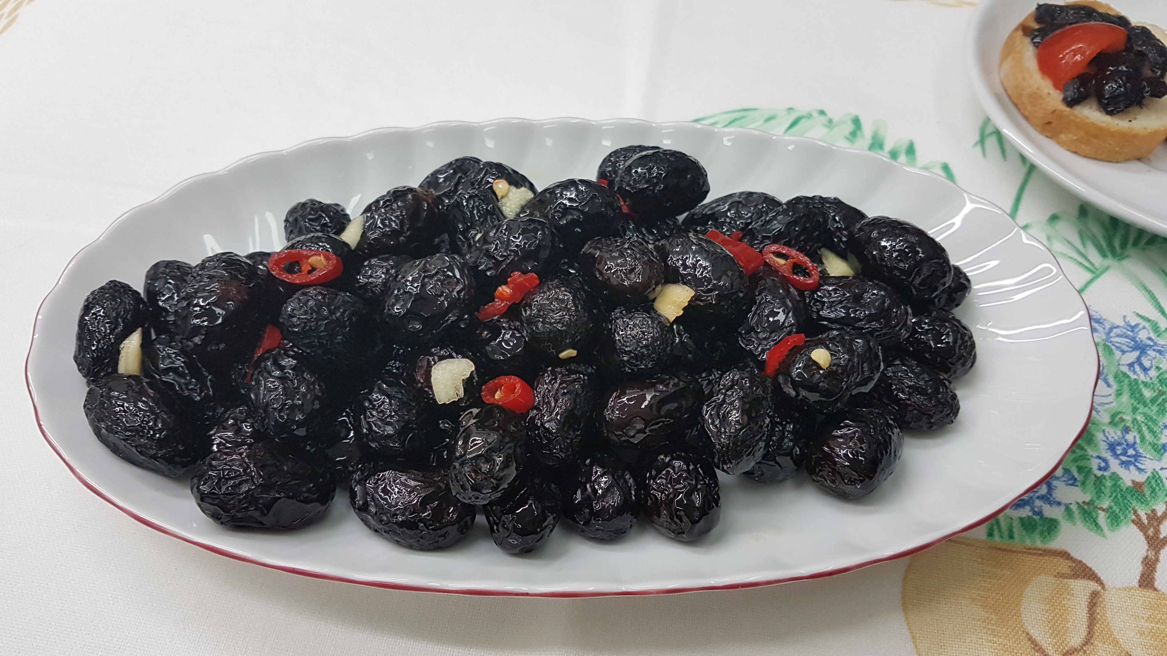 Olive nere sotto sale