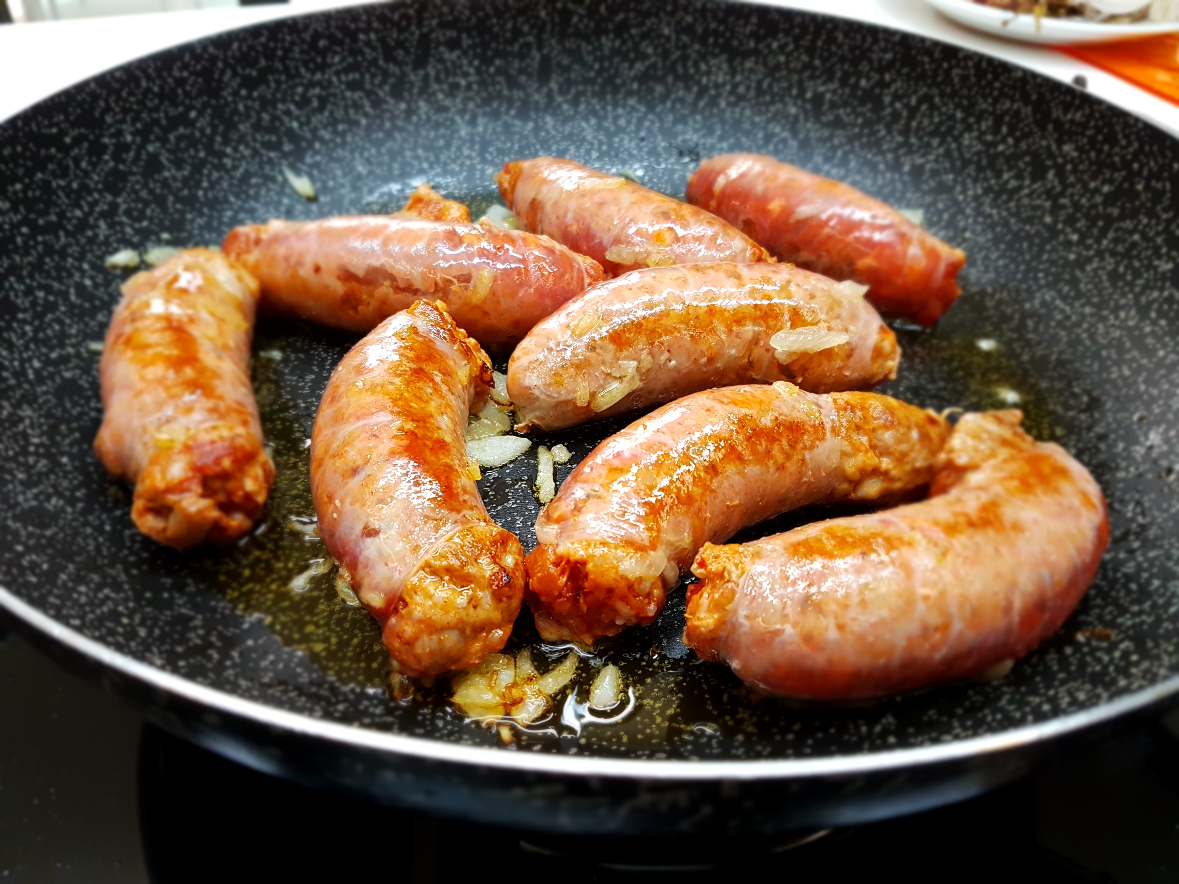 Orecchiette con ragù di cardoncelli e salsiccia piccante di Minervino