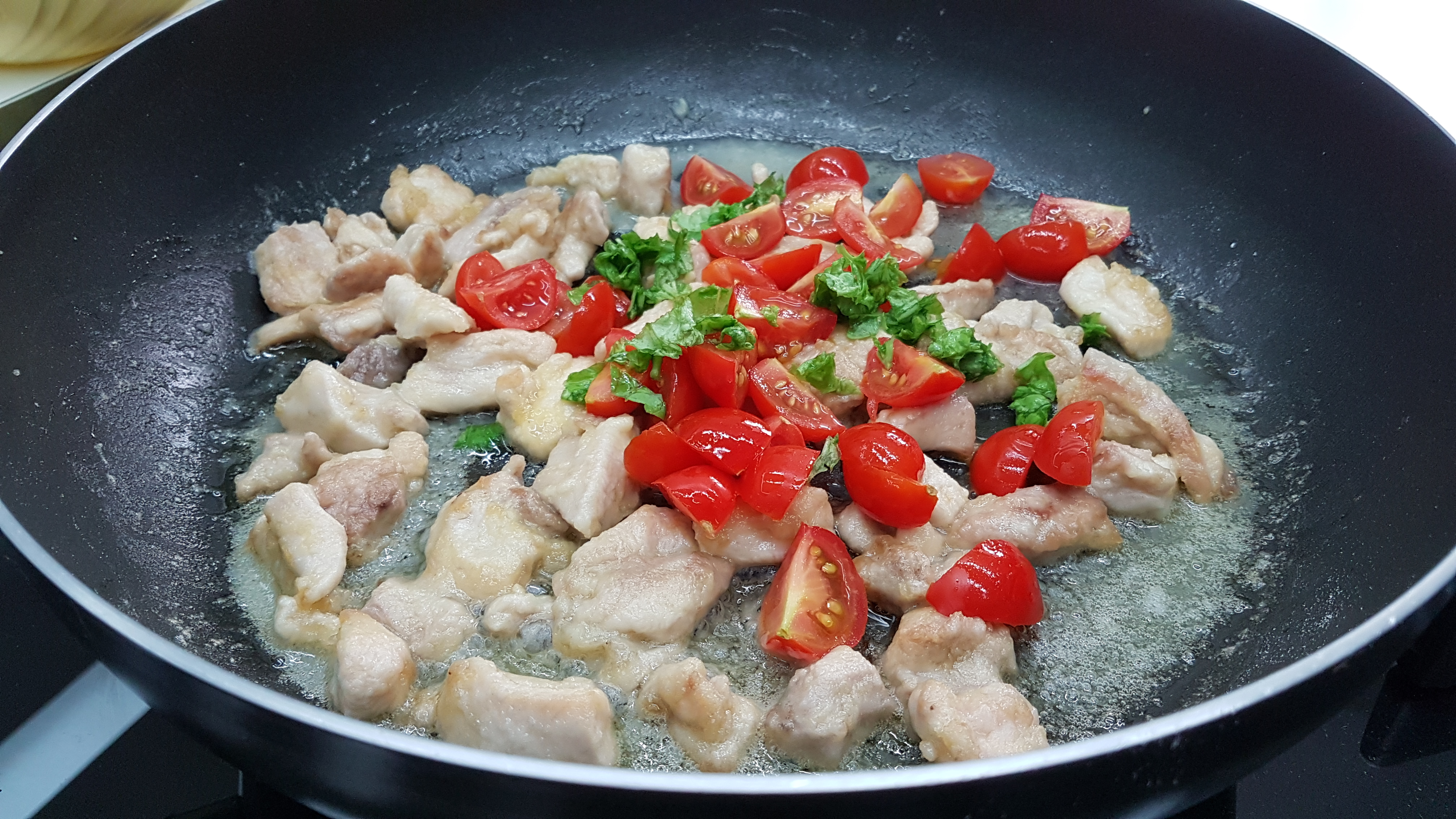 Paccheri scaloppati al vino