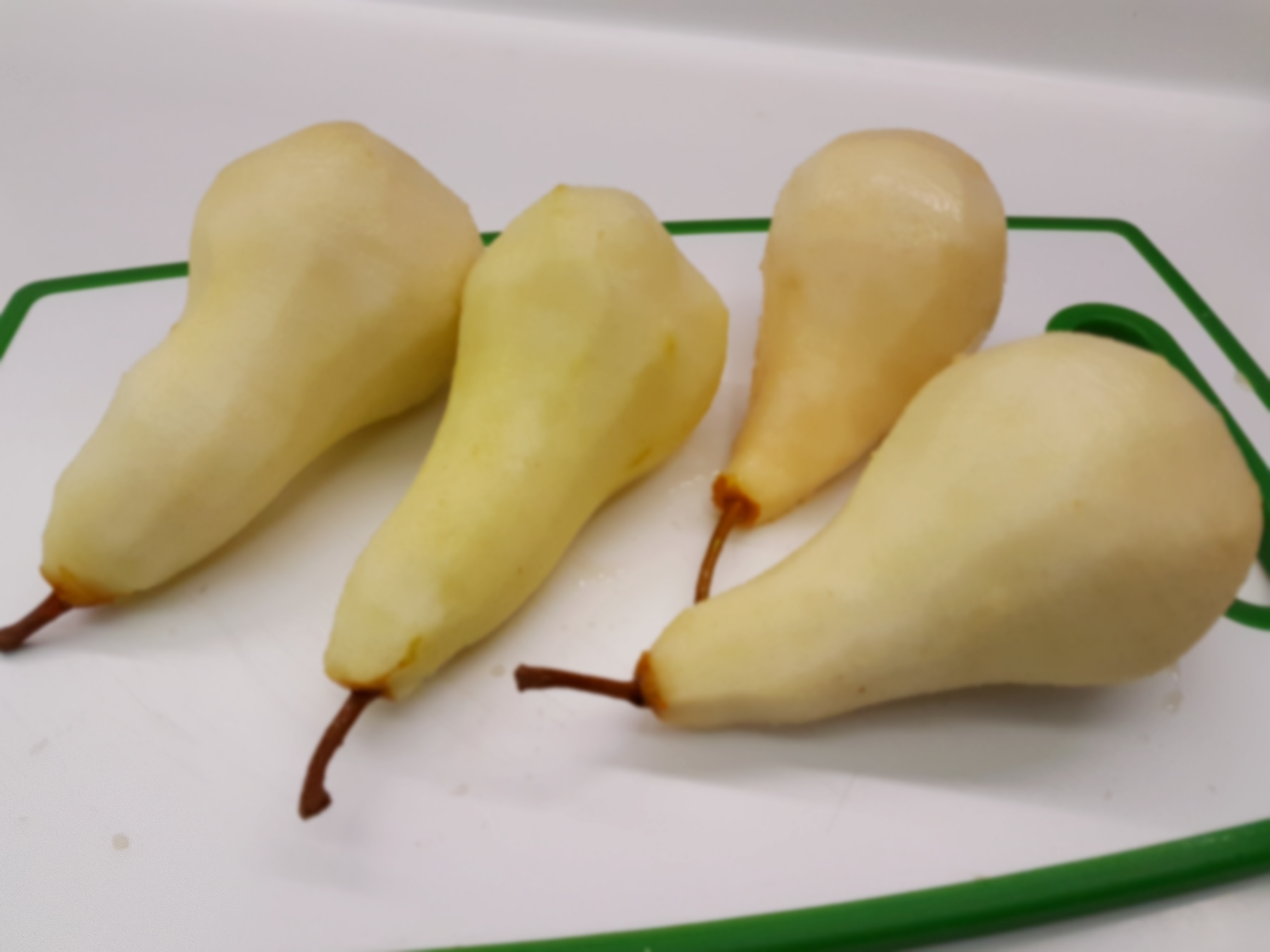 Pere in crema brulé al Nero di Troia