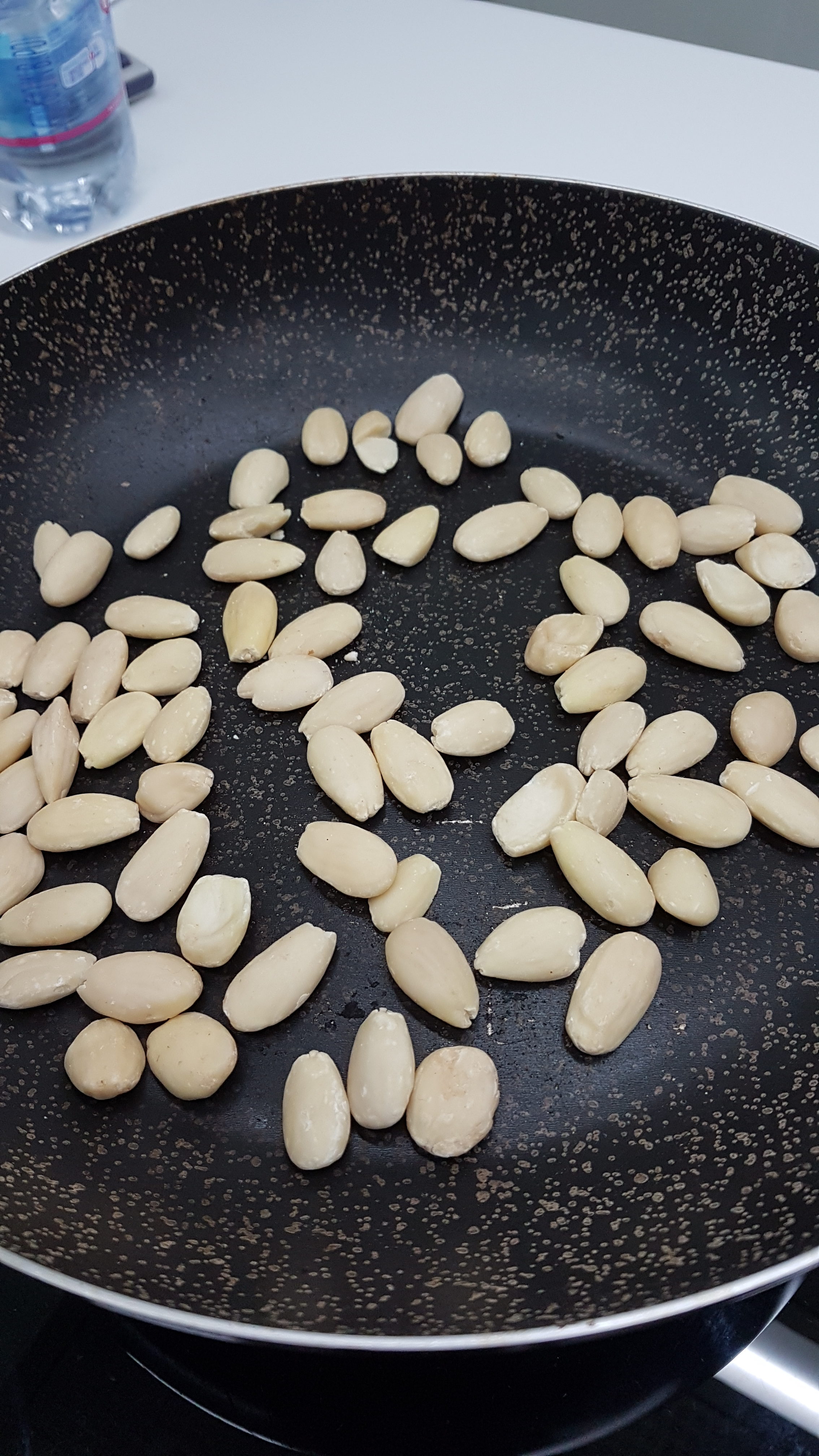 Pesce spada in crosta di mandorle