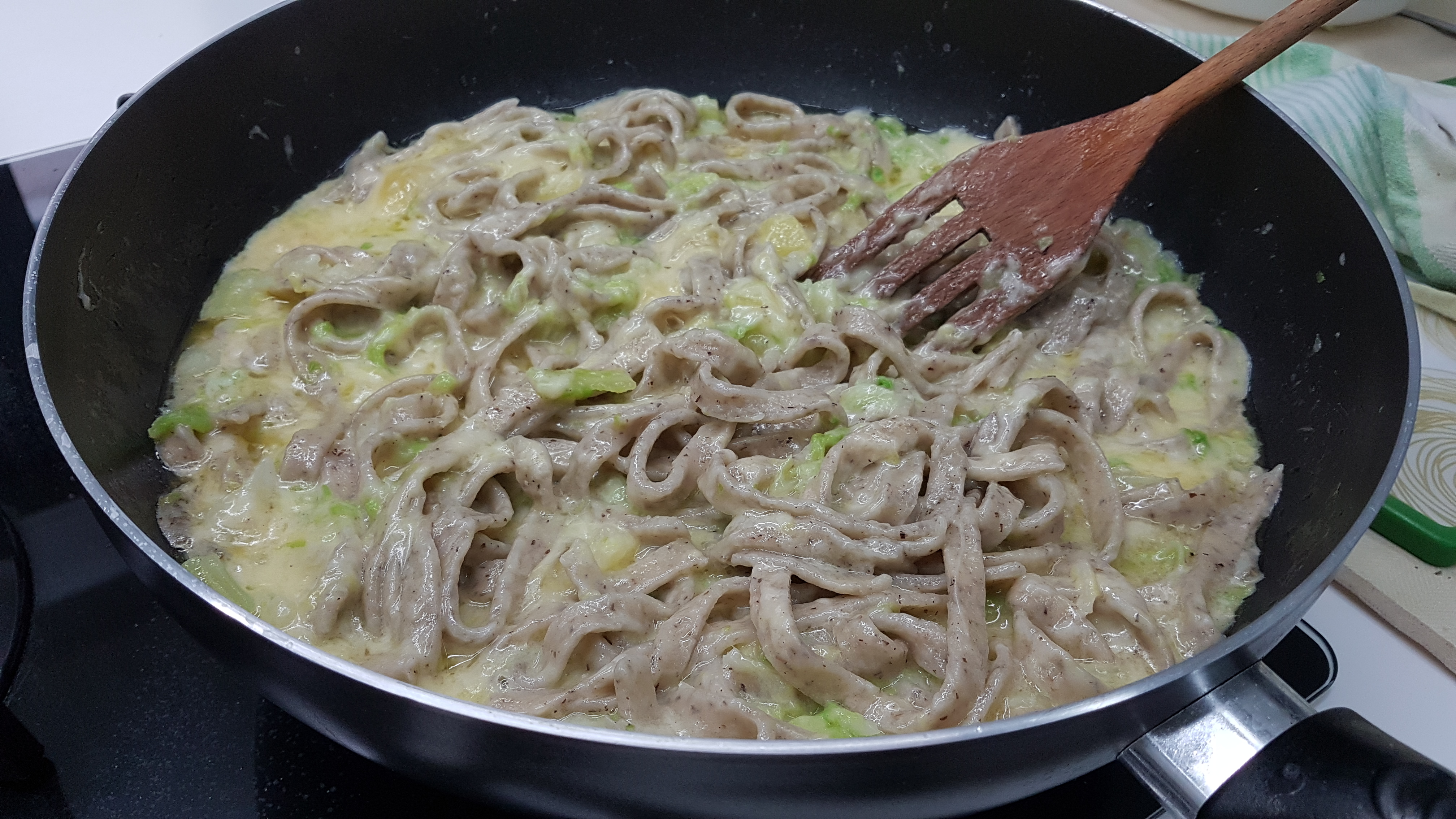 Pizzoccheri della Valtellina con verza