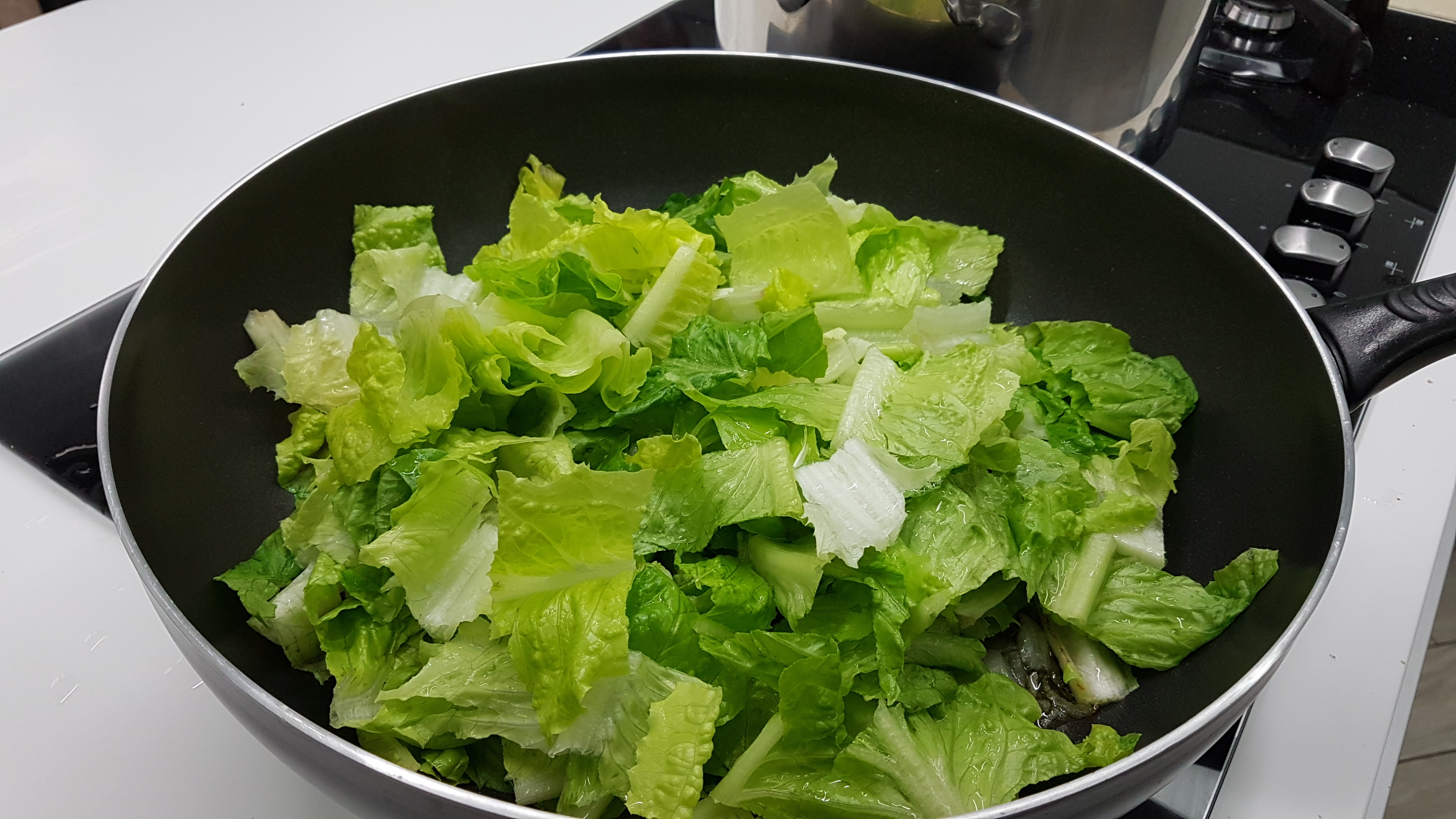 Rigatoni di Gragnano con lattuga