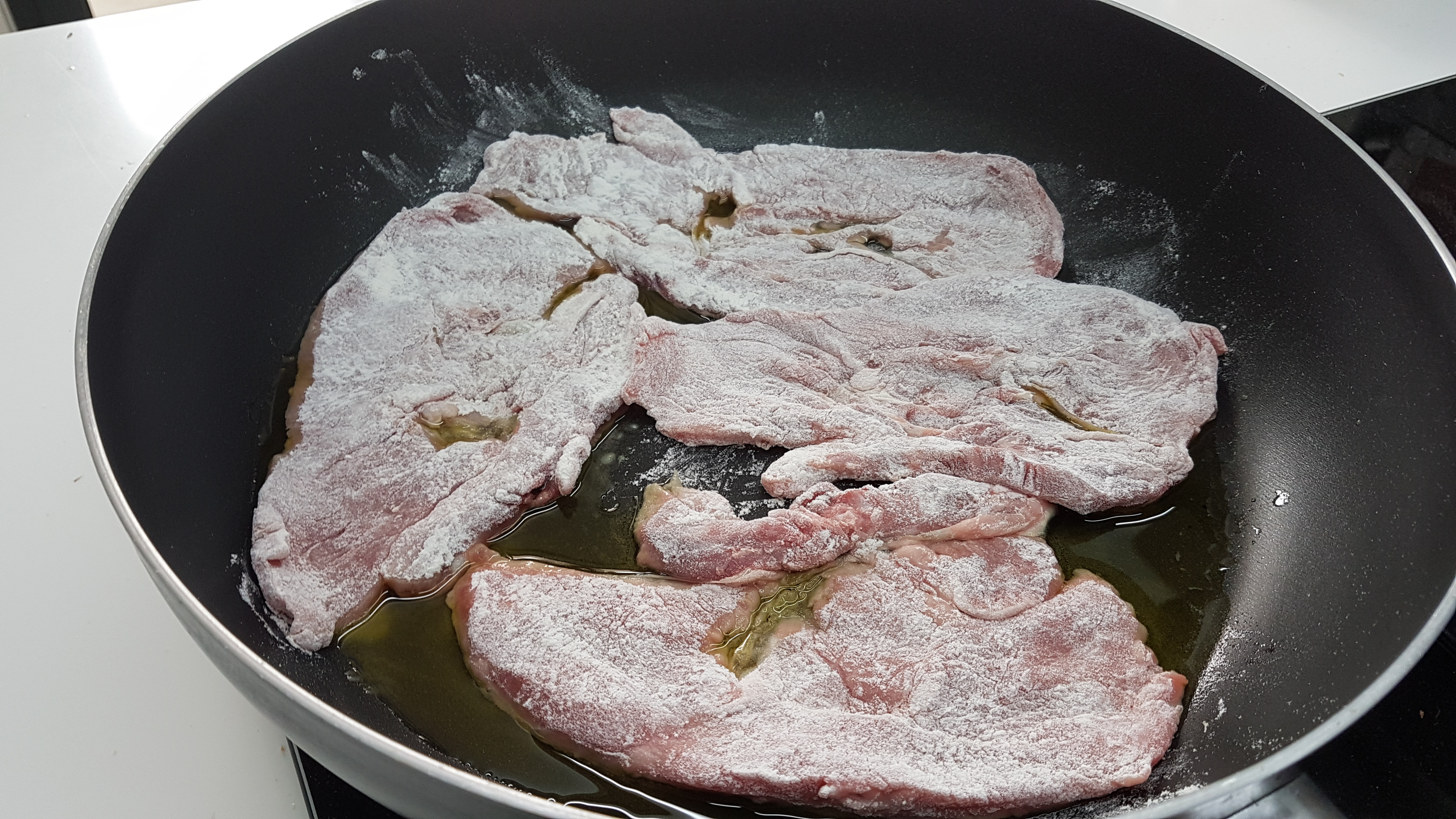 Scaloppine di vitello con carciofi all'arancia