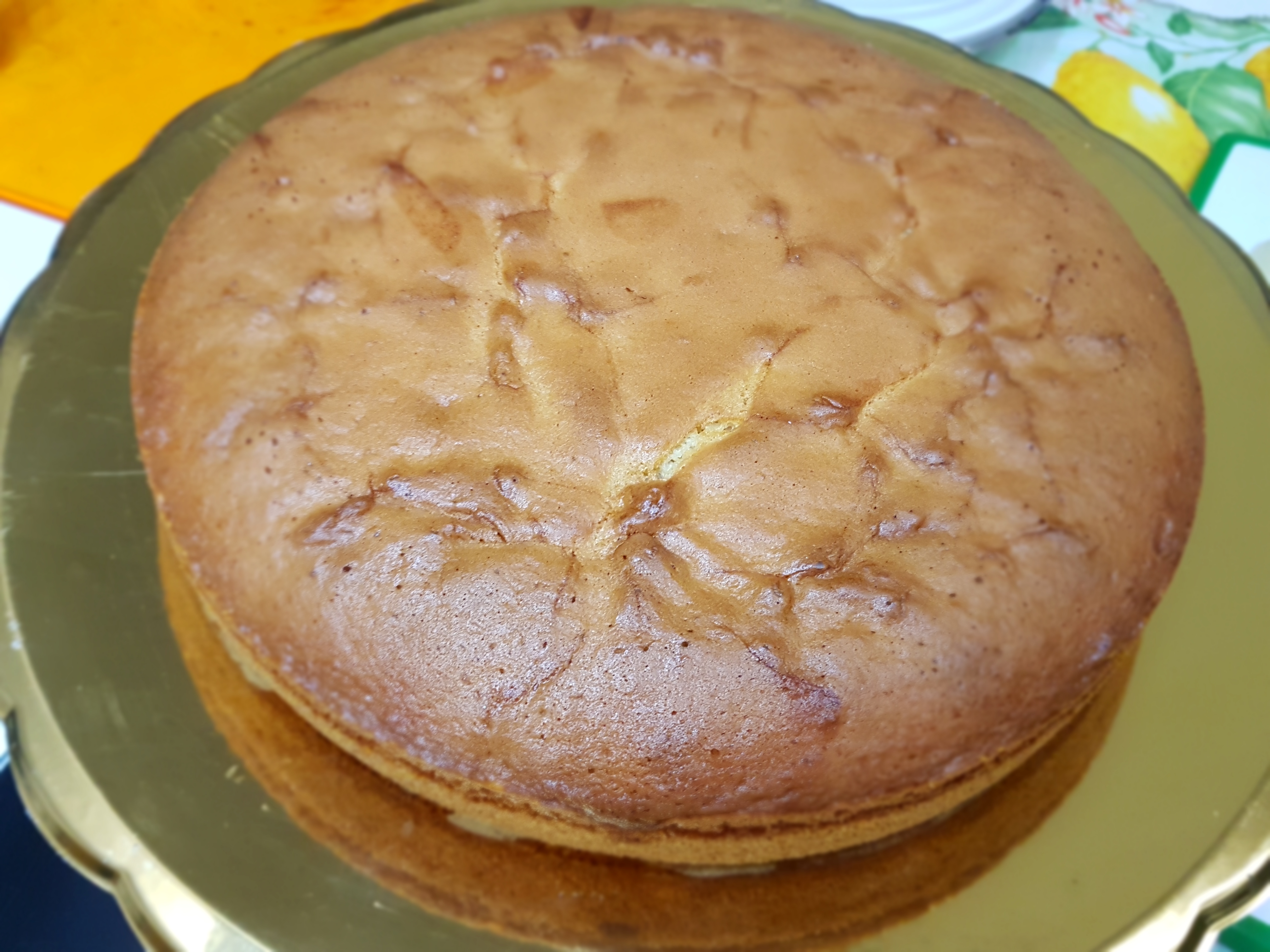 Torta delizia con pera e crema di pere