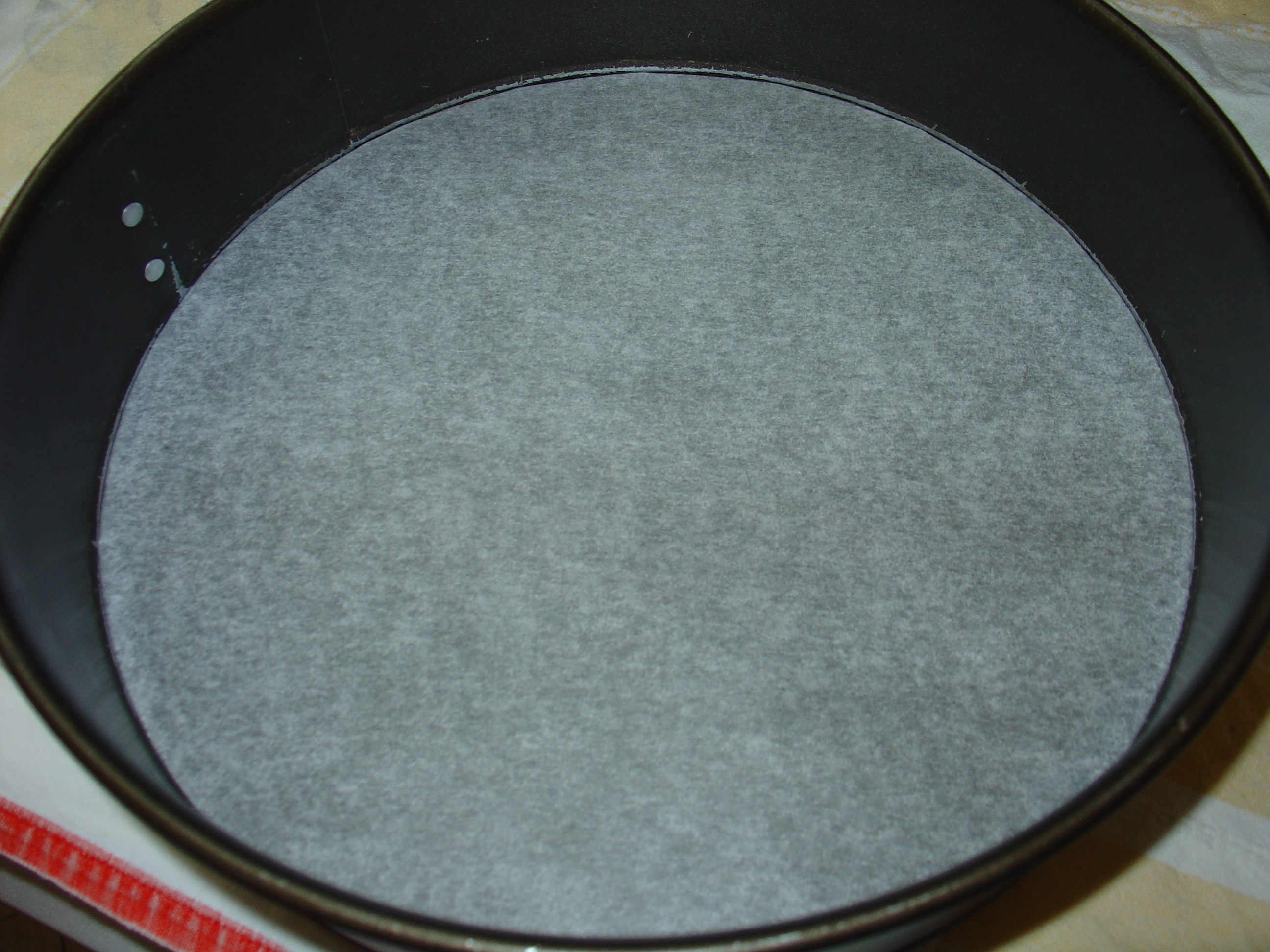 Torta della torre con gelsi neri